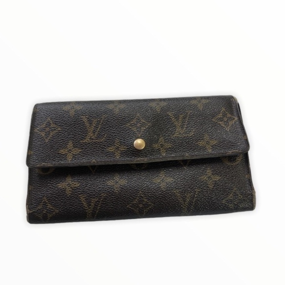 Louis Vuitton authentic Sarah wallet